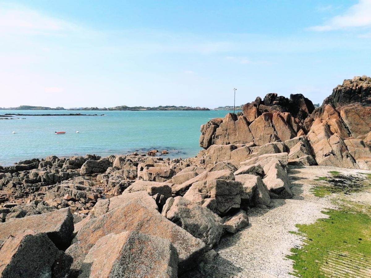 Le Ti'Nid - Gite De Charme - Vue Mer Langueux Buitenkant foto