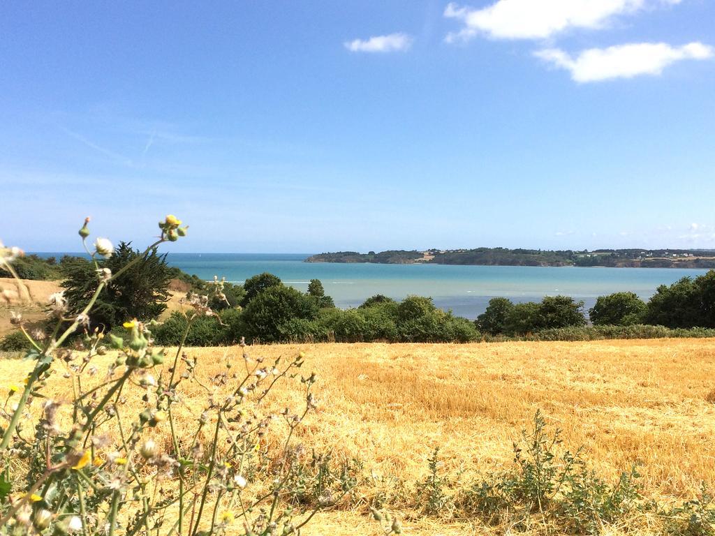Le Ti'Nid - Gite De Charme - Vue Mer Langueux Buitenkant foto